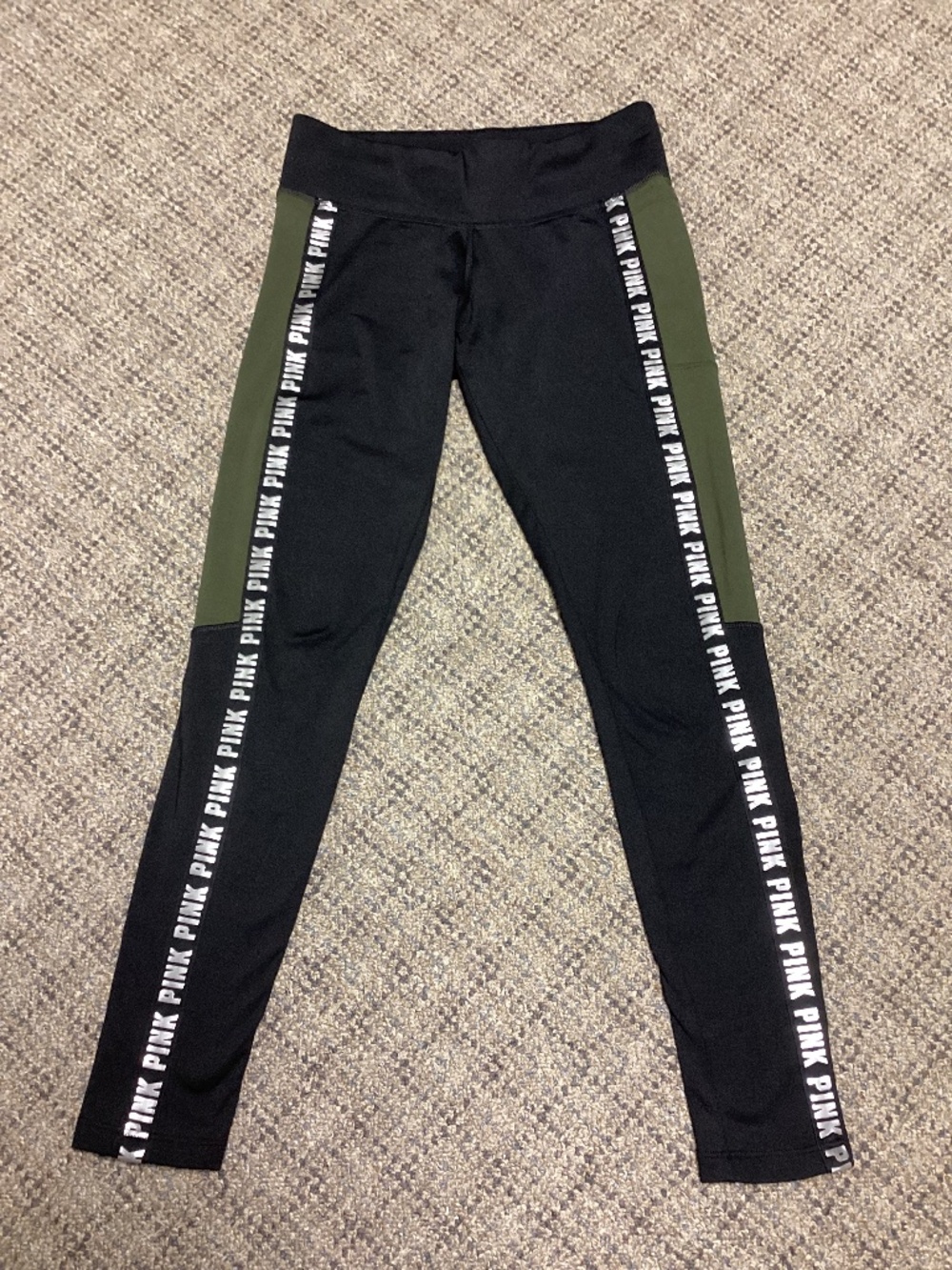 PINK Victoria's Secret' Cozy Black & Olive Active Fleece Lined Leggings Size S